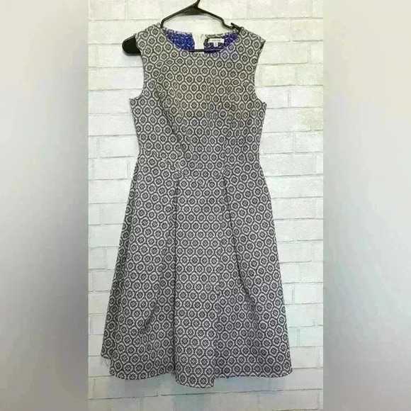 Max Studio pleated Printed Dress size Medium - Picture 1 of 7